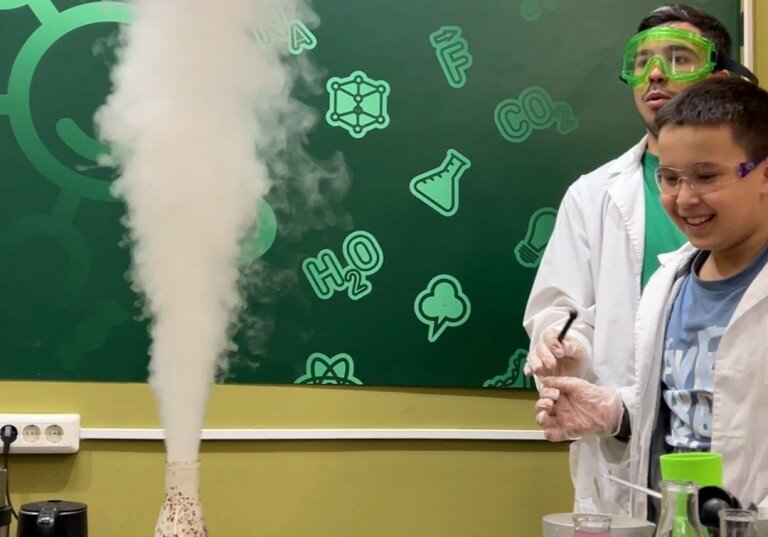 Джинн из колбы