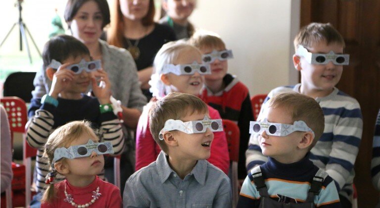 ФАБРИКА СНЕЖИНОК