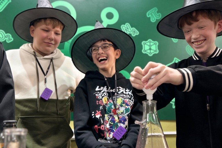 АКАДЕМИЯ АЛХИМИИ